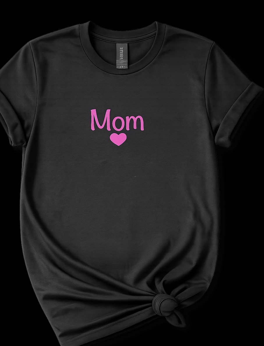Black And Pink Mom Heart Graphic Short Sleeve Women's Regular T-Shirt